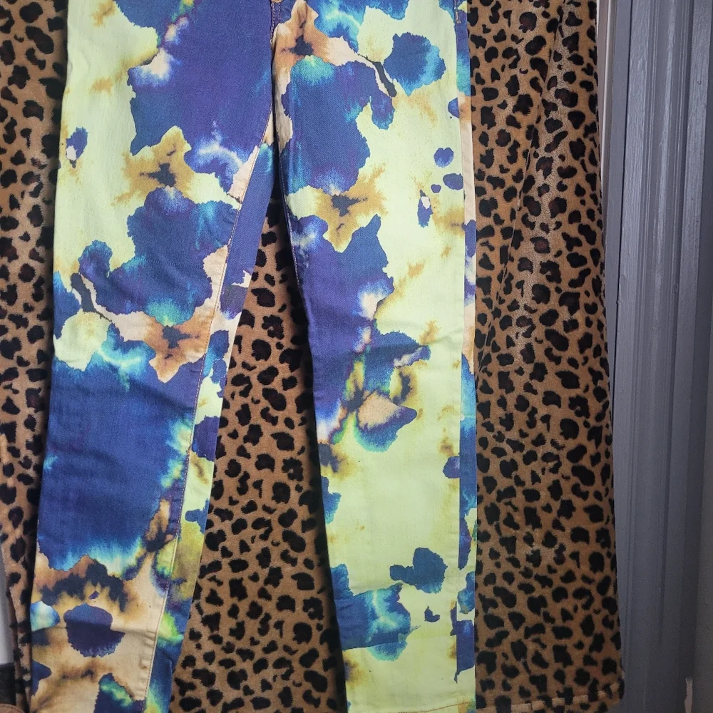 Women's jeans - Picture 2 of 3